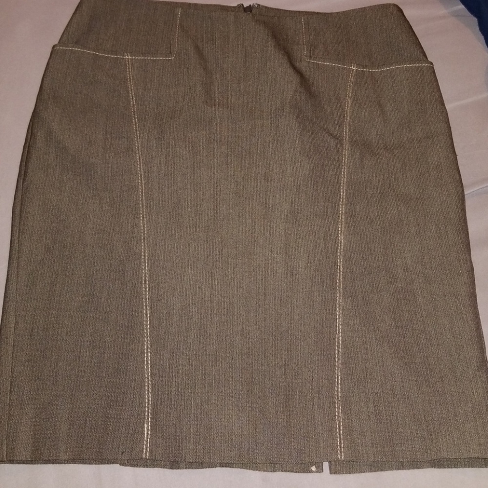 BEBE BROWN HERRINGBONE PENCIL SKIRT SIZE 4